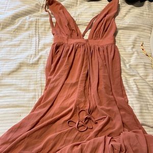 Long v neck style dress